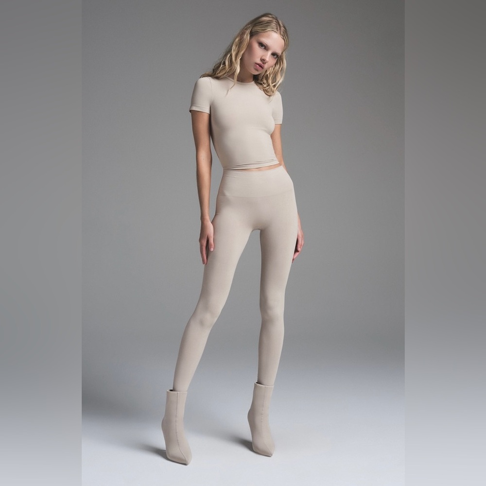 Skims Soft Smoothing Seamless Legging